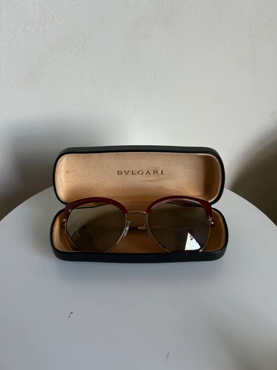 óculos de sol bvlgari cat-eye vinho - Foto 5