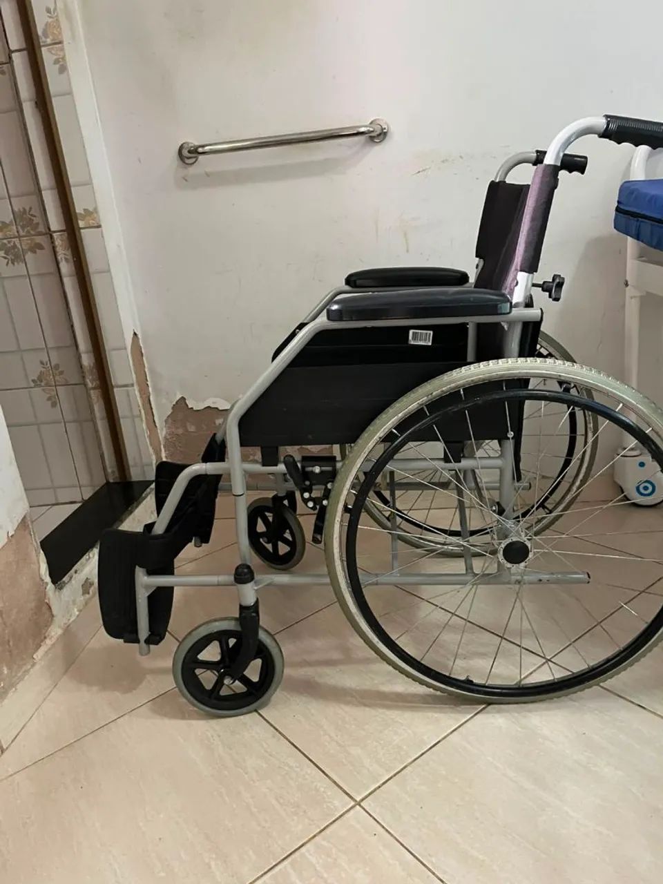 Cadeira de rodas - Foto 2