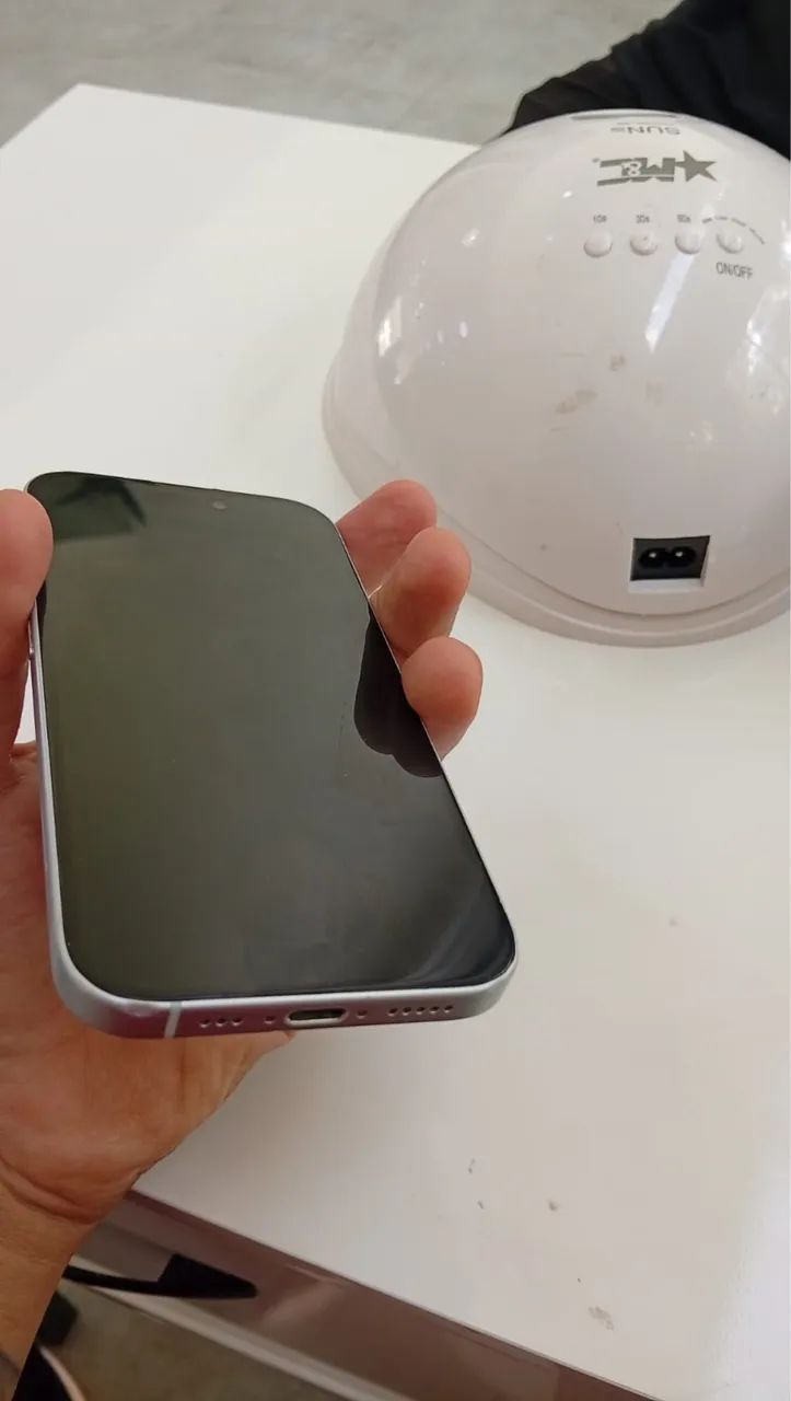 iPhone 15  com garantia Apple ainda novinho  - Foto 2