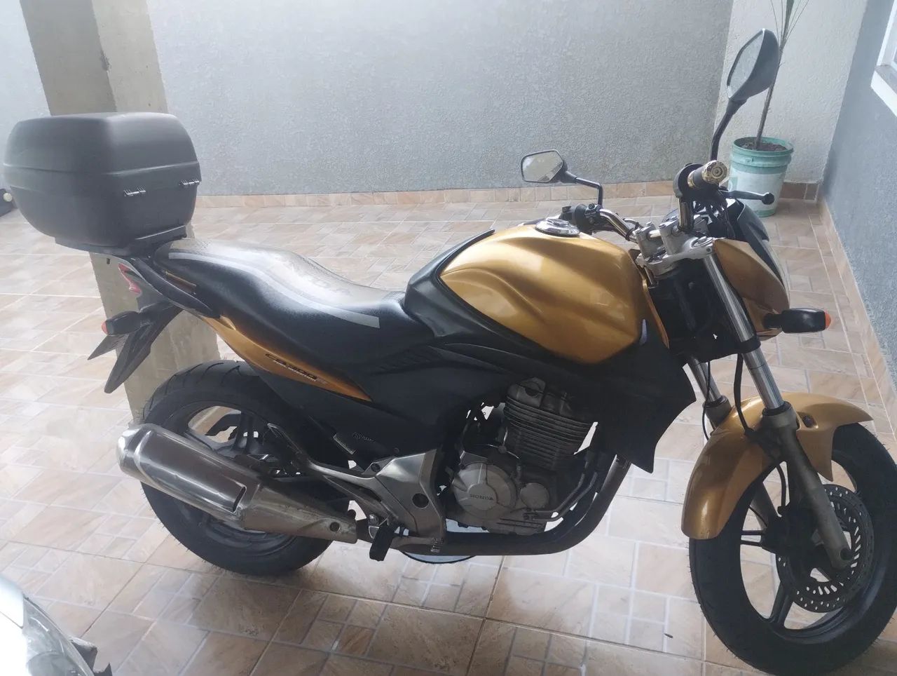 CB 300 - Foto 2