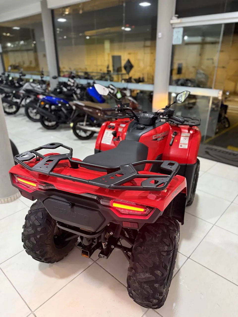 QUADRICICLO CFORCE 450cc COM 500Km!! - Foto 5