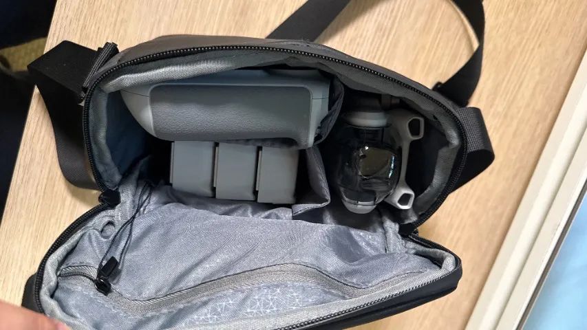 DJI Mini 3 Fly More Combo - Controle com tela e 3 baterias - Foto 4