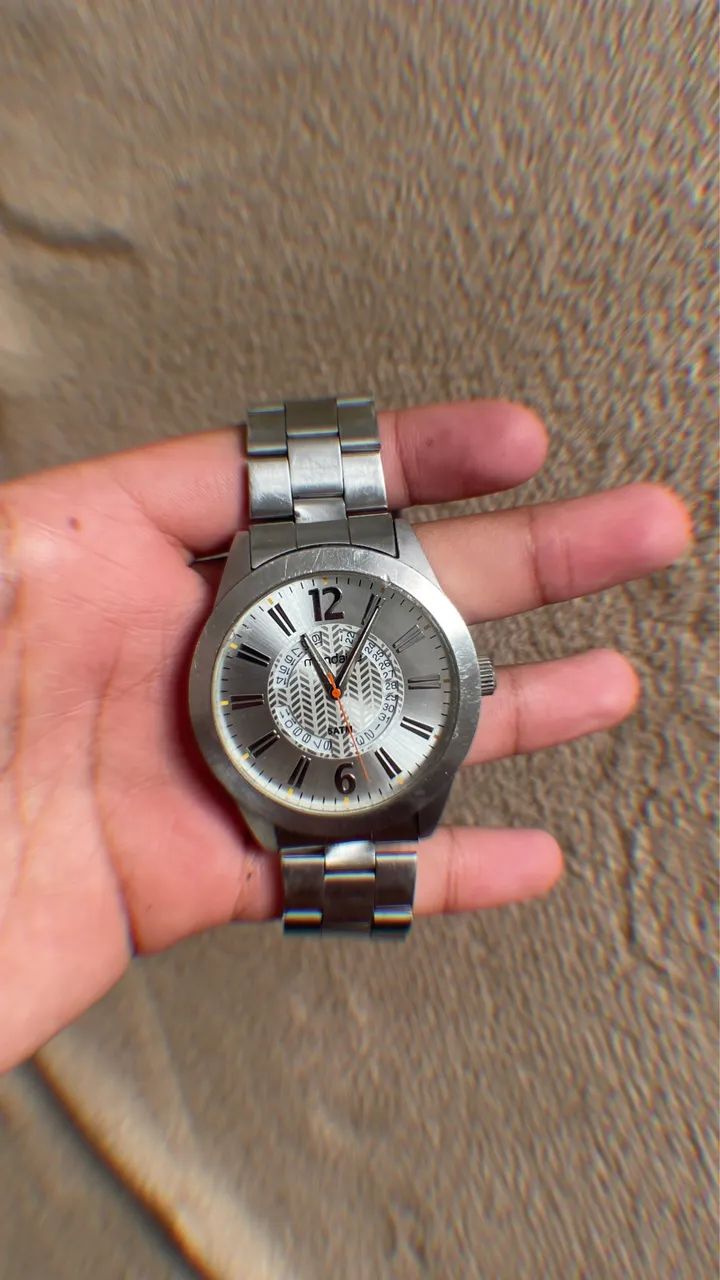 Relógio mondaine 
