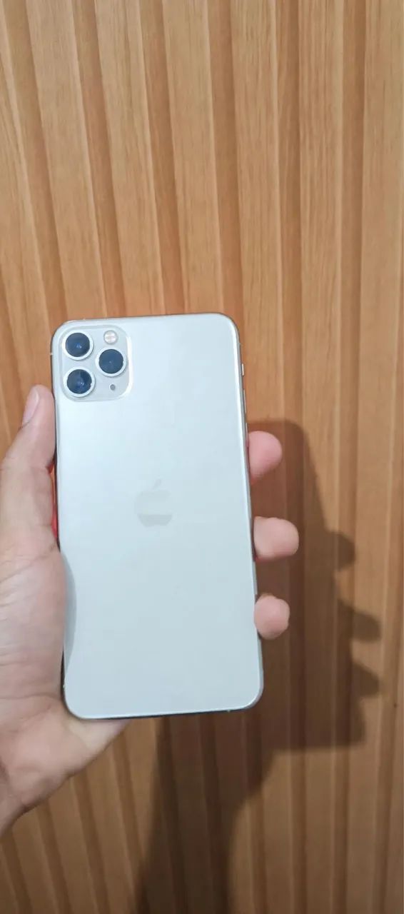 IPHONE 11 PRO MAX  - Foto 2