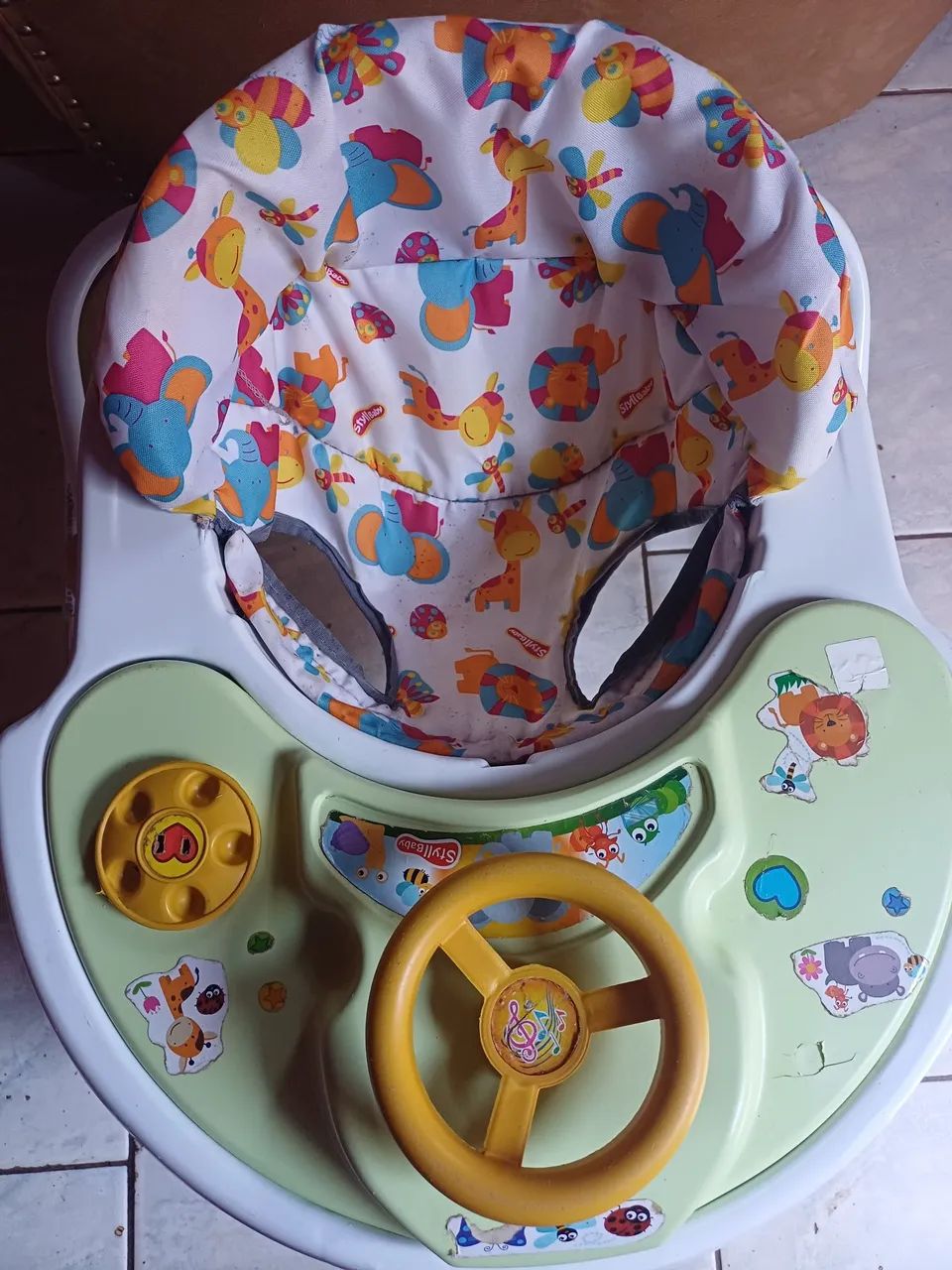 Andador de bebe - Foto 2