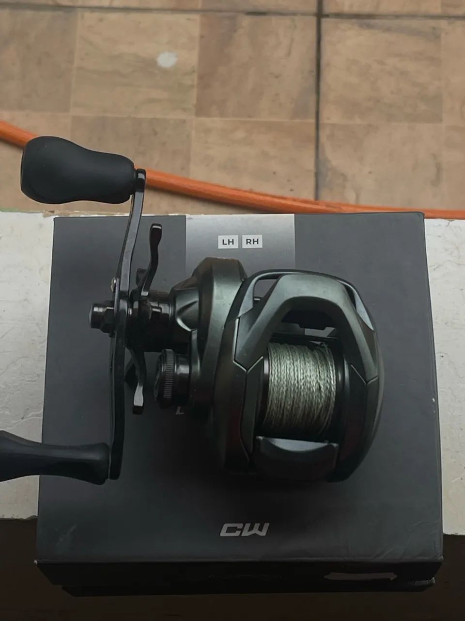 Carretilha XT LH - 9 rolamentos, drag de 8 kg 