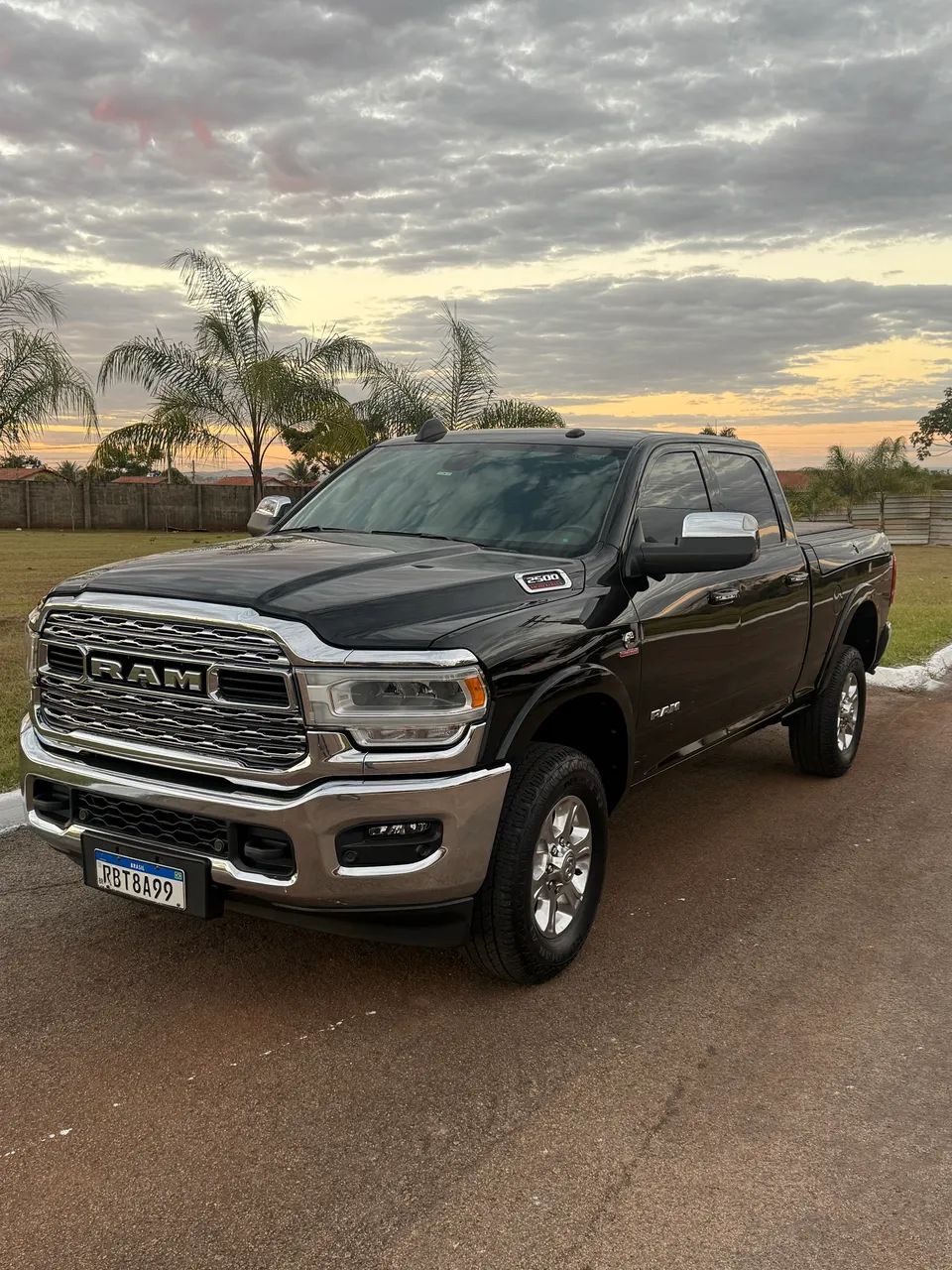 Ram 2500 2500 LARAMIE  6.7 TDI  CD 4x4 Diesel 2021