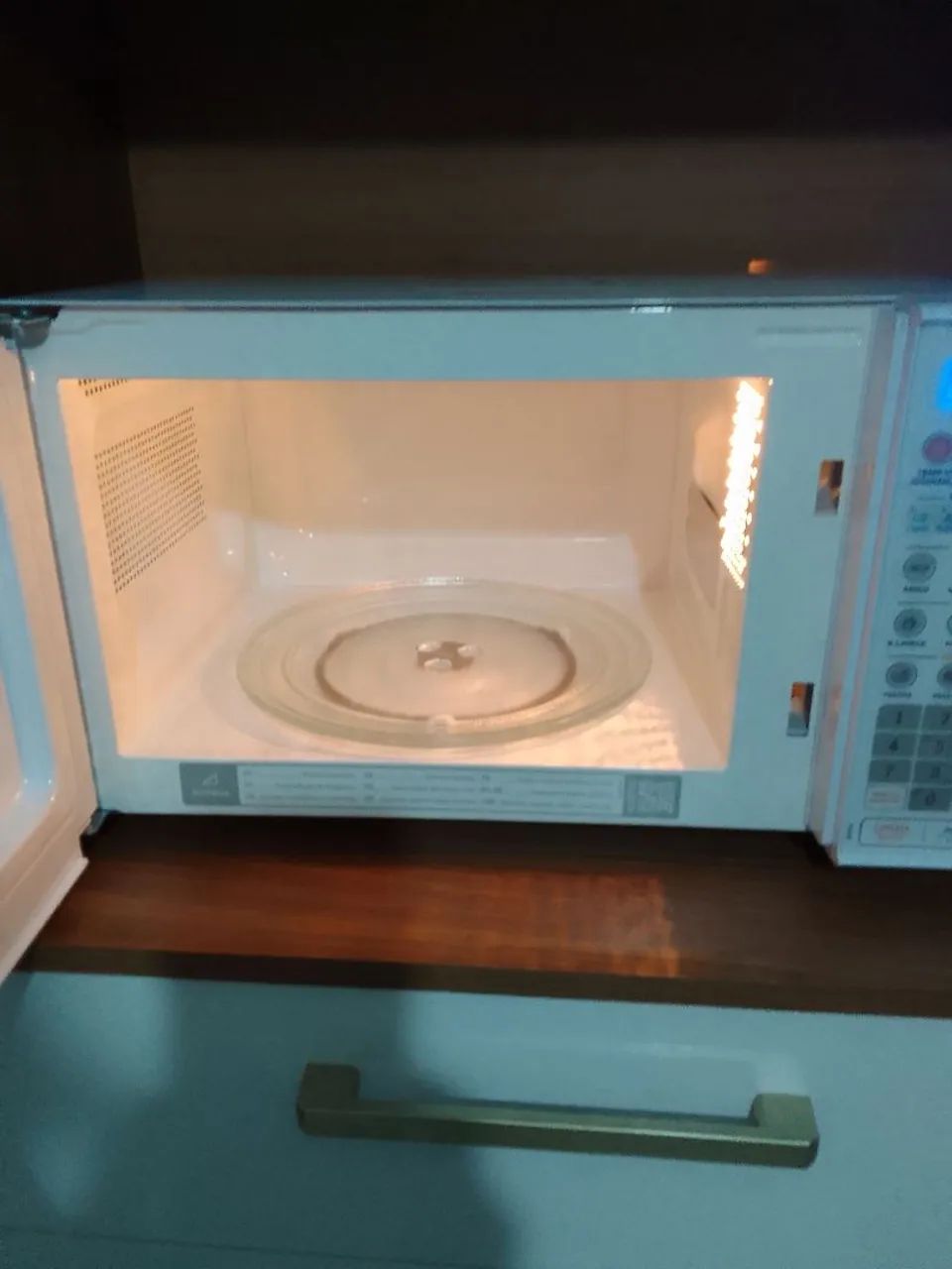 Microondas eletrolux um ano de uso  - Foto 2