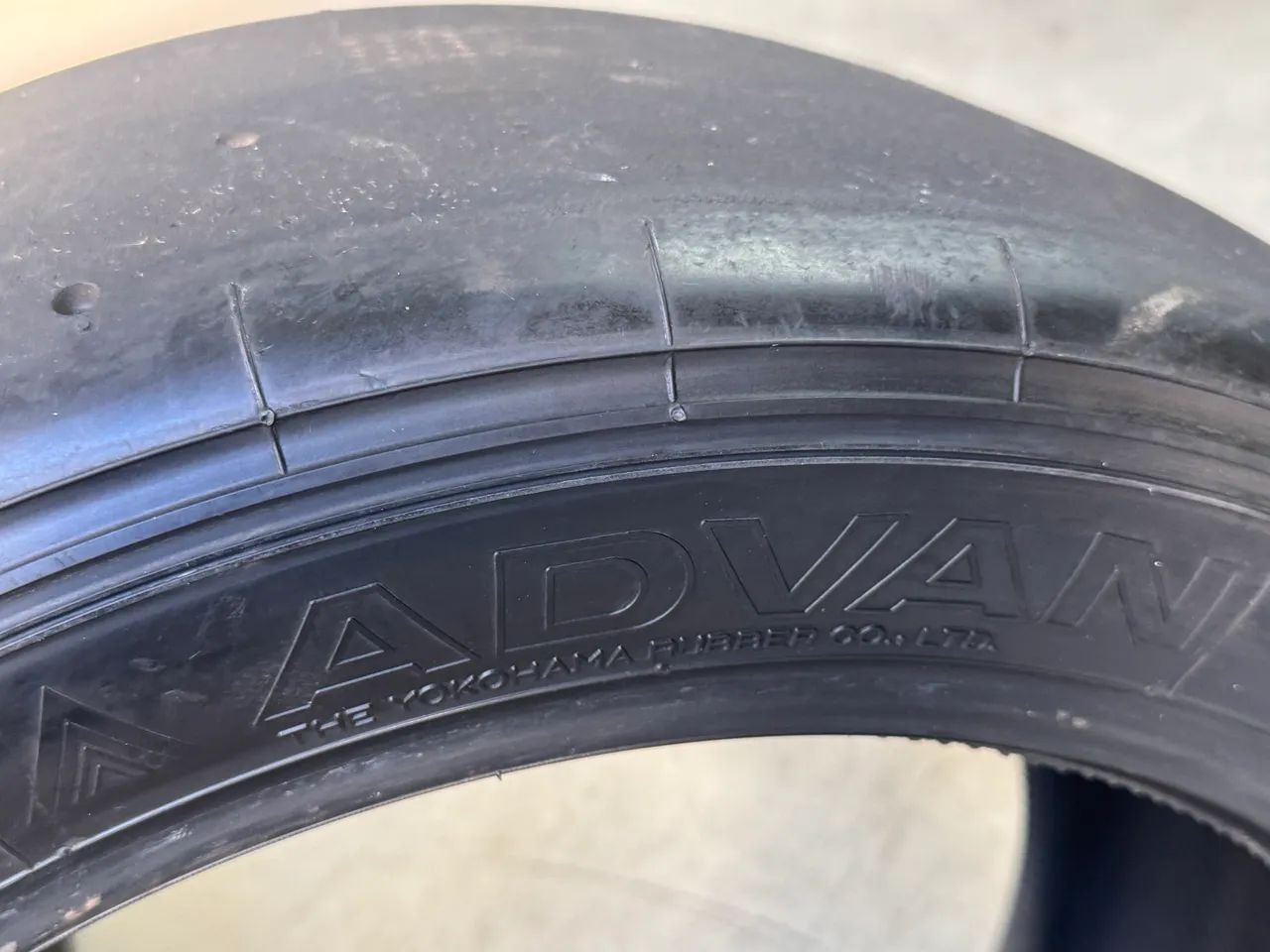 Pneu slick aro 17 - Foto 2