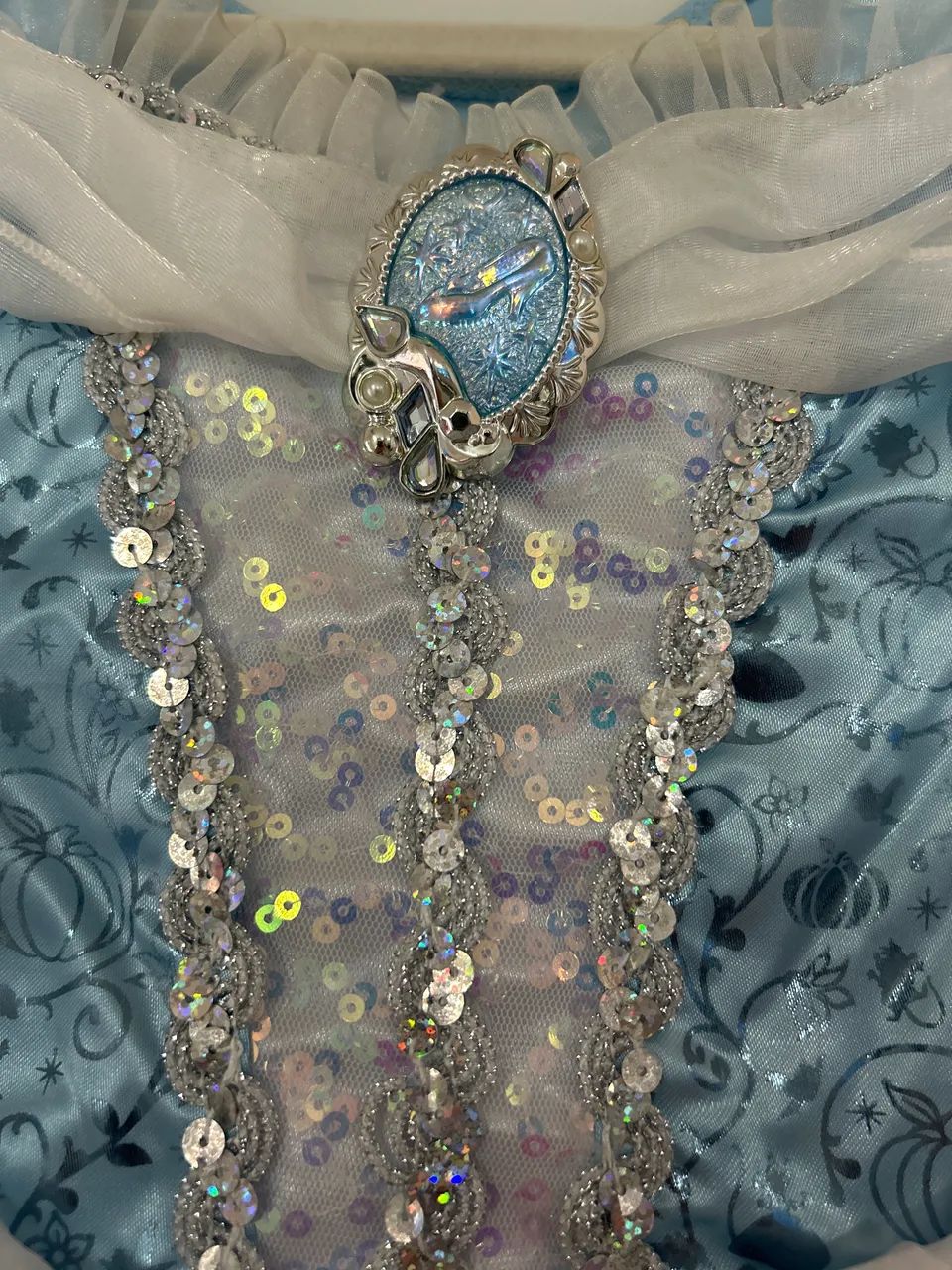 Vestido Cinderela - comprado na Disney  - Foto 2