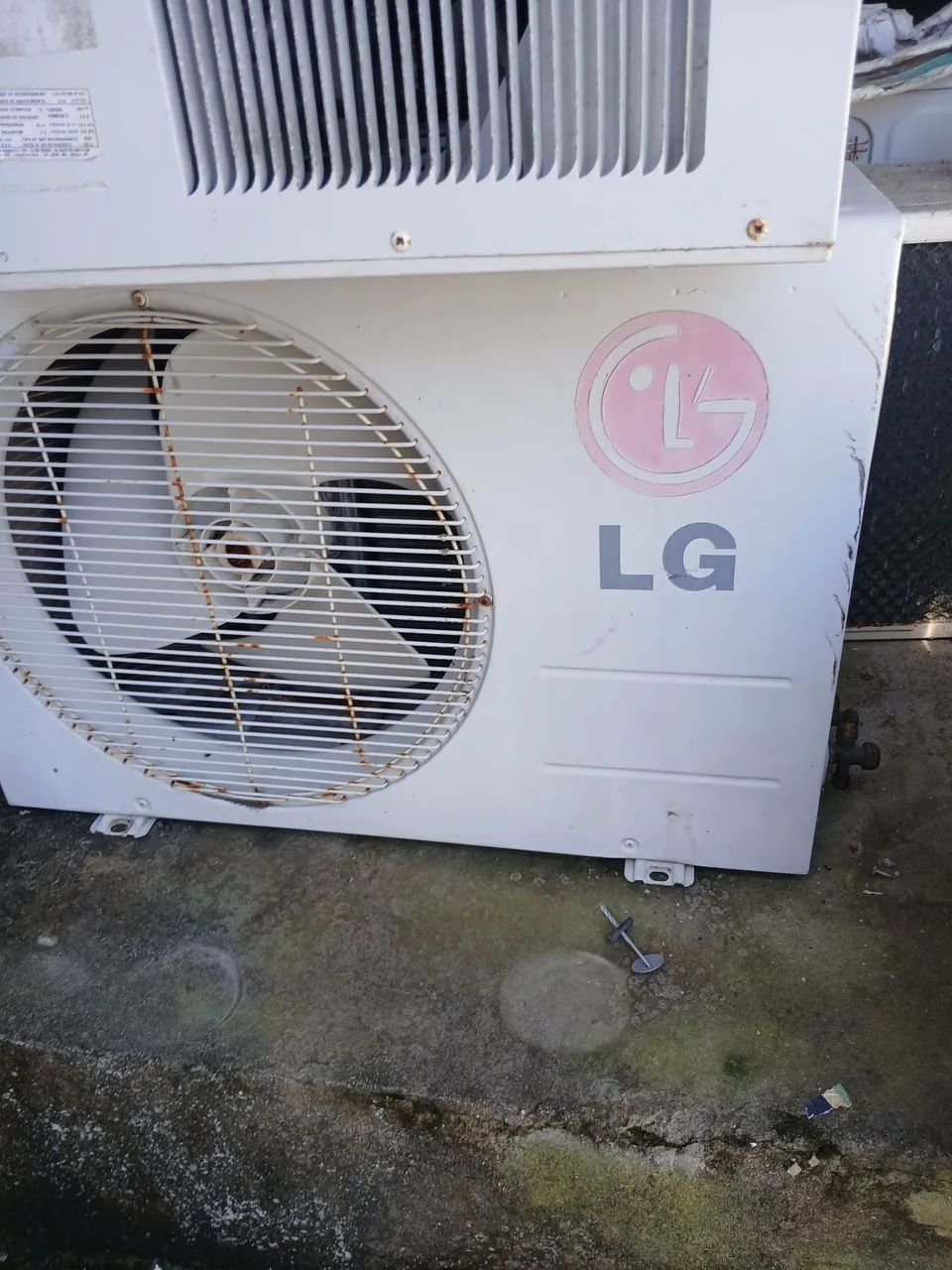 Compressor 18.000.  R22