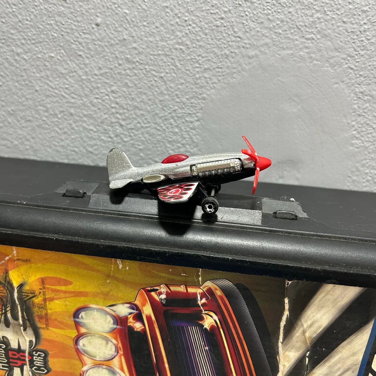 Hot Wheels Mad Propz - Avião (2007)