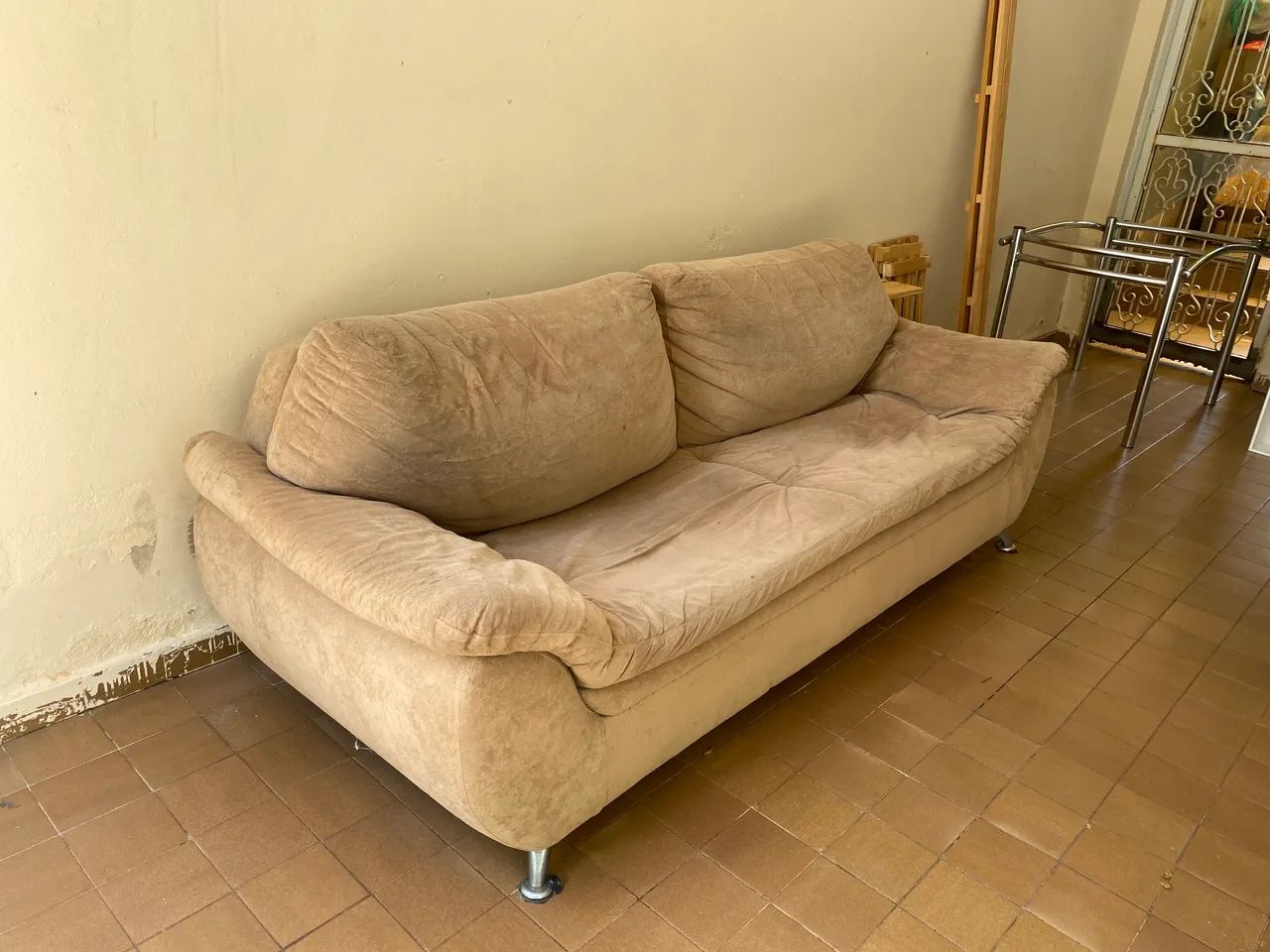 Sofá 3 lugares  - Foto 3