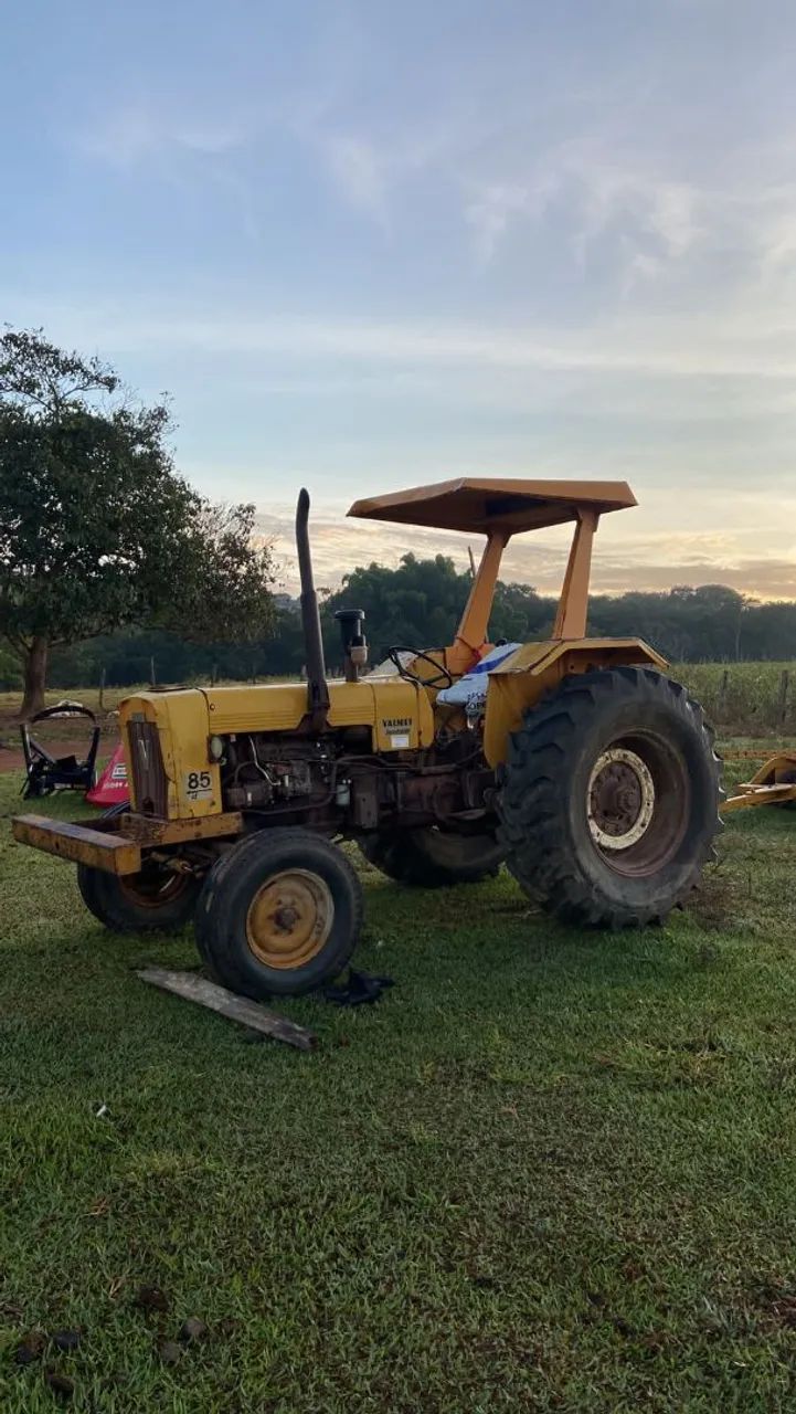 Valmet 85 com grade R$69k