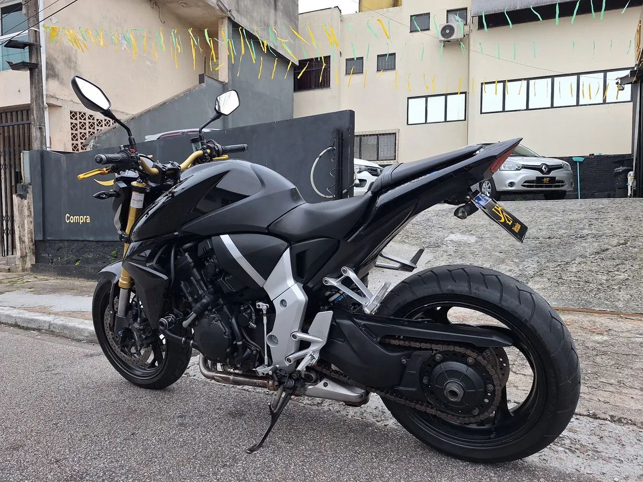 HONDA CB 1000R 2015 COMPLETA - FINANCIA 100% - Foto 2