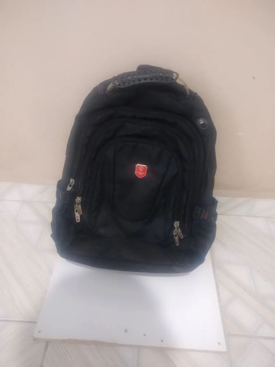 Mochila Vivati rasgada 