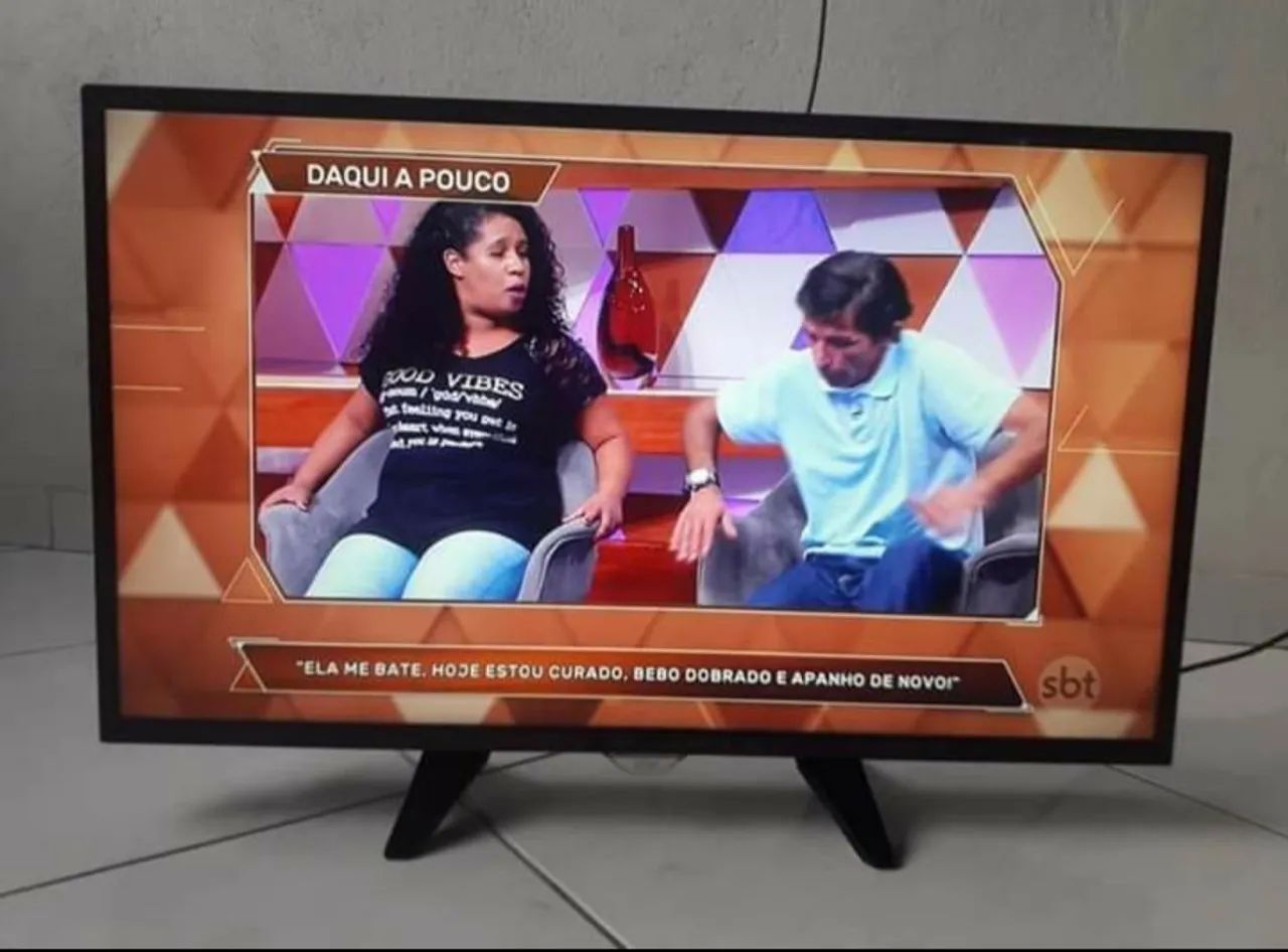 TV LED AOC 32 Pol - TV Normal / NÃO É SMART  - Foto 2
