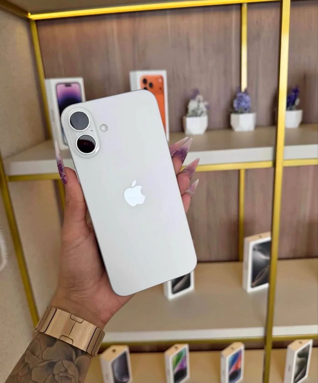 iPhone 16 plus  - Foto 3