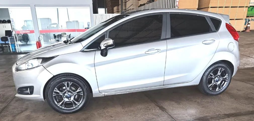 Repasse - New Fiesta 1.6 ano 2017