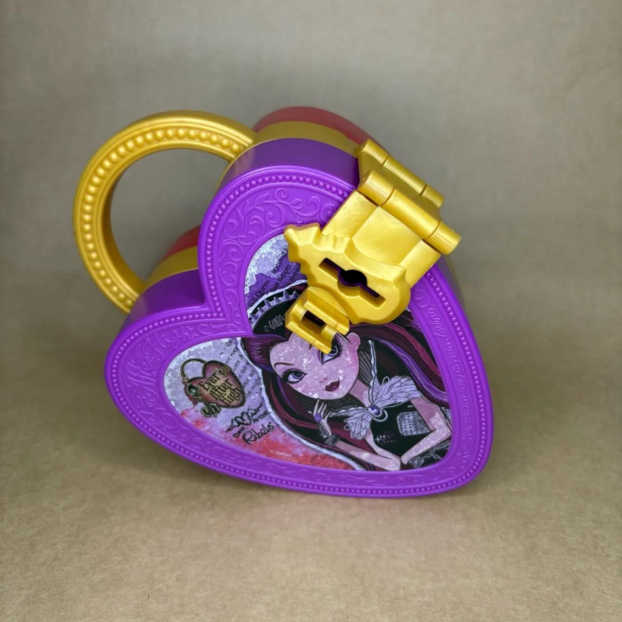 Maleta Lacta 2016 Ever After High  - Foto 2
