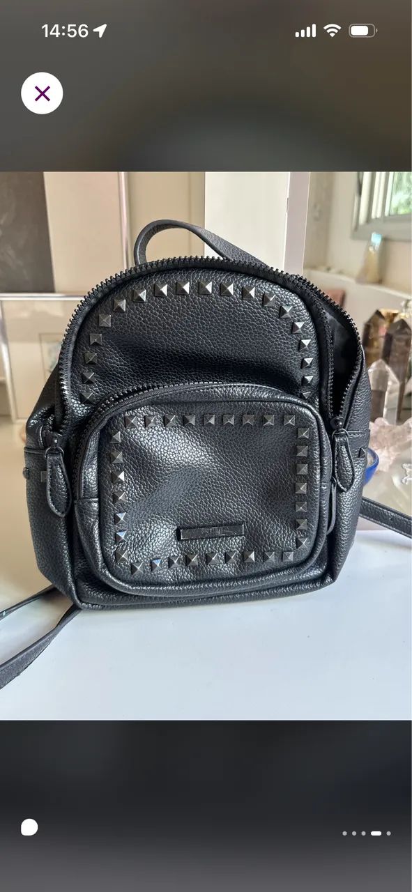 Mochila Santa lolla preta com tachas  - Foto 2