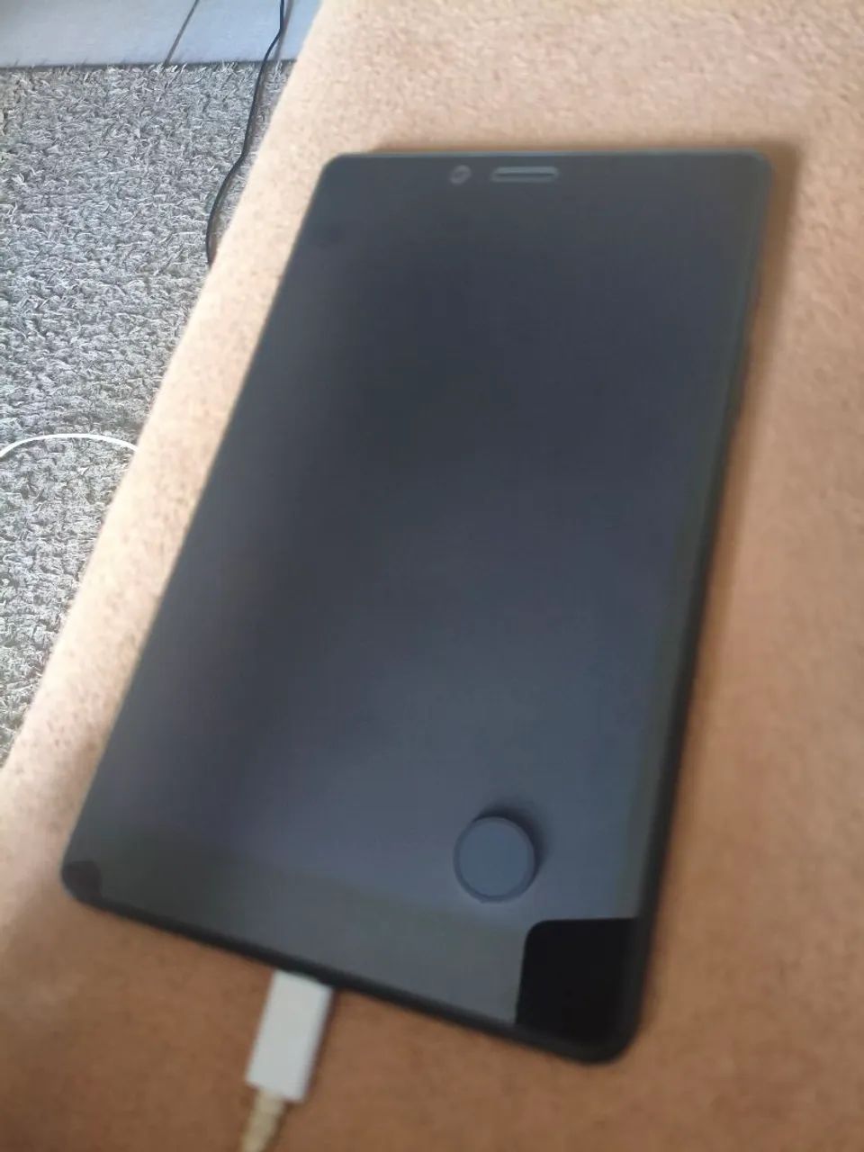 Samsung Galaxy Tab A - Excelente Estado e Perfeito para Estudos, Filmes e Trabalho - Foto 2