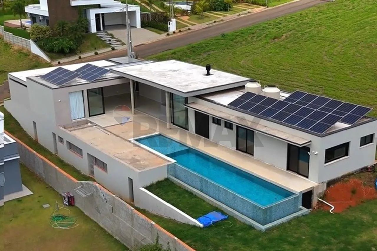 Casa dos Sonhos em Tuiuti: Moderna e Sustentável - Foto 3