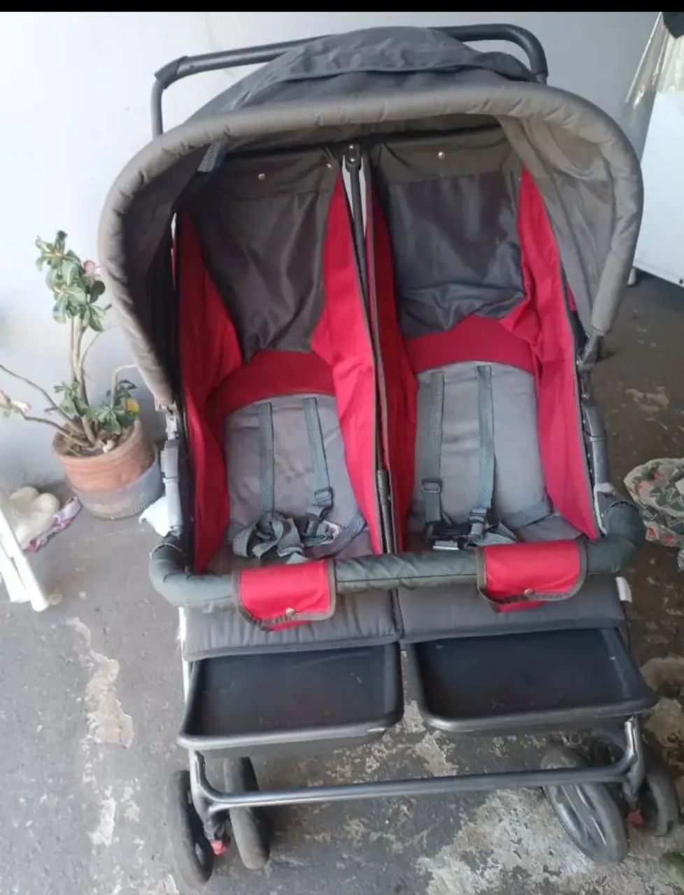 Vendo carrinho de gêmeos 