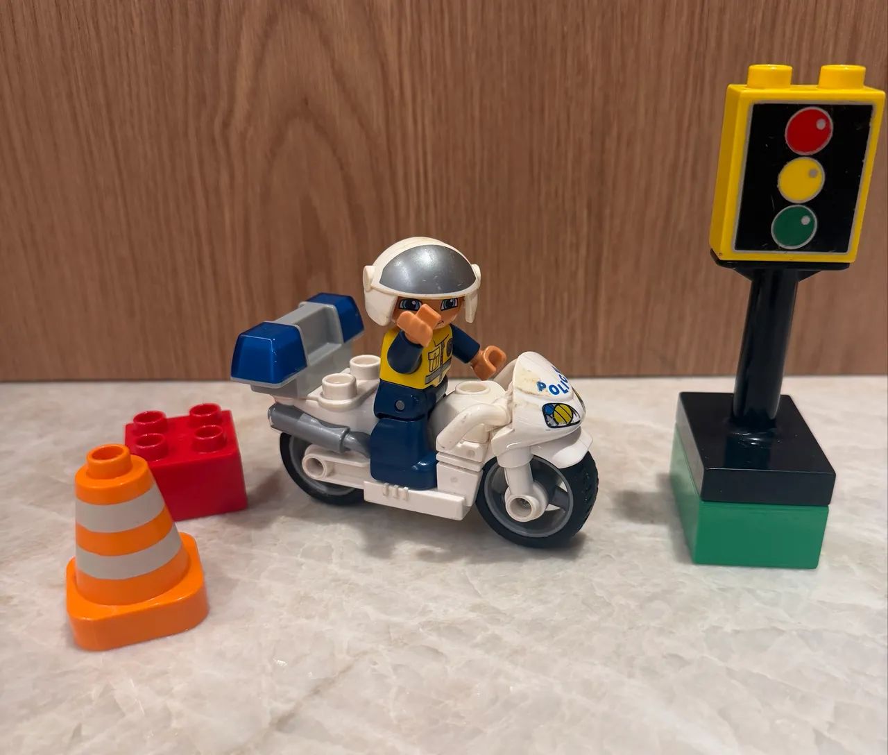 Lego Duplo - Moto de Polícia 
