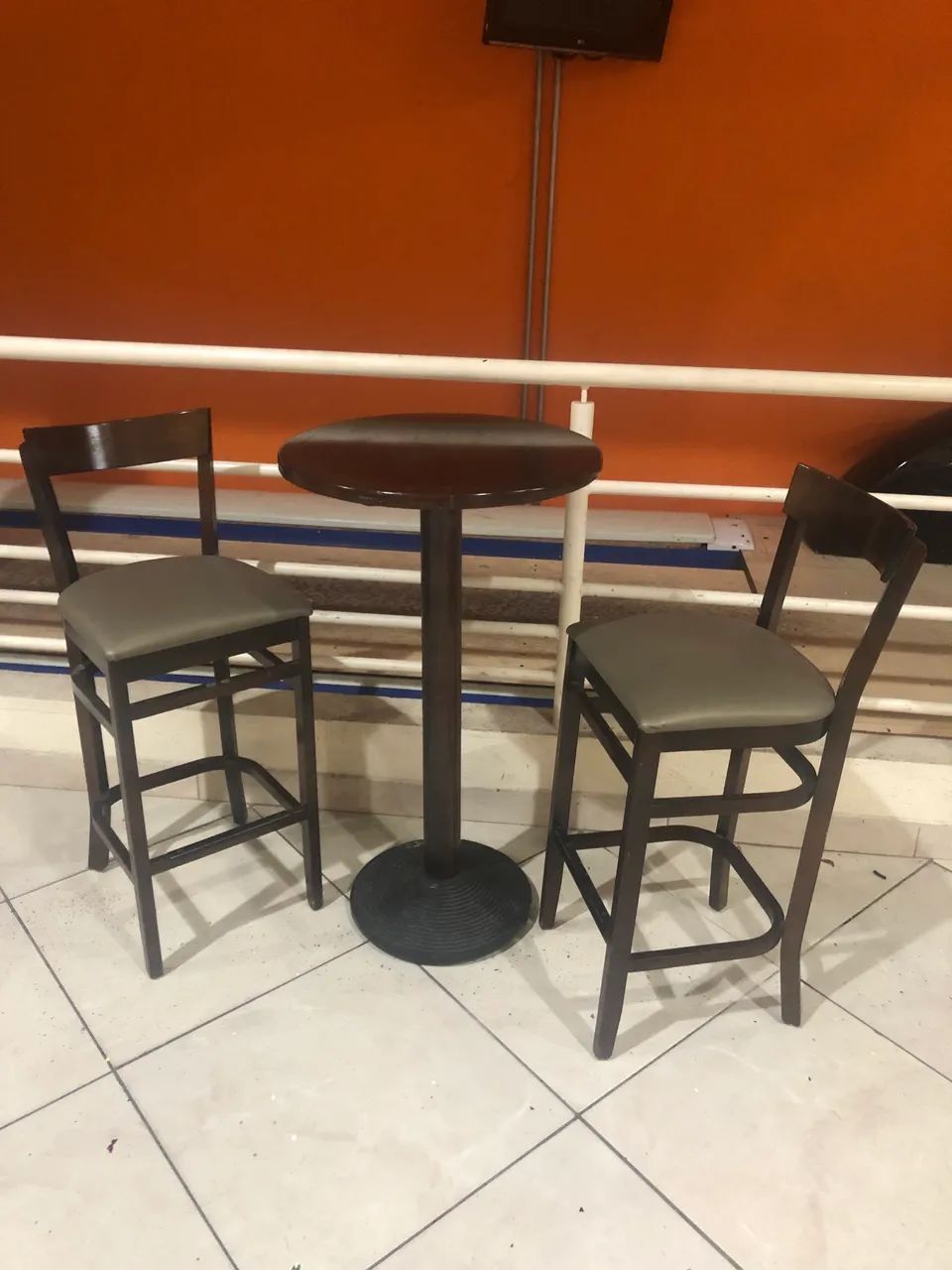 MESA BISTRÔ 