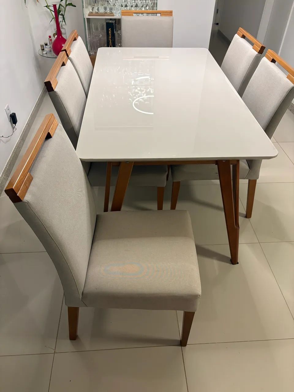 Mesa de jantar com 6 cadeiras - Foto 3