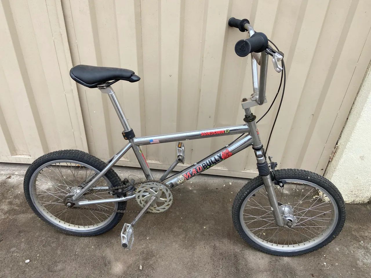 Bicicleta Sundown MAD BULLY Original 