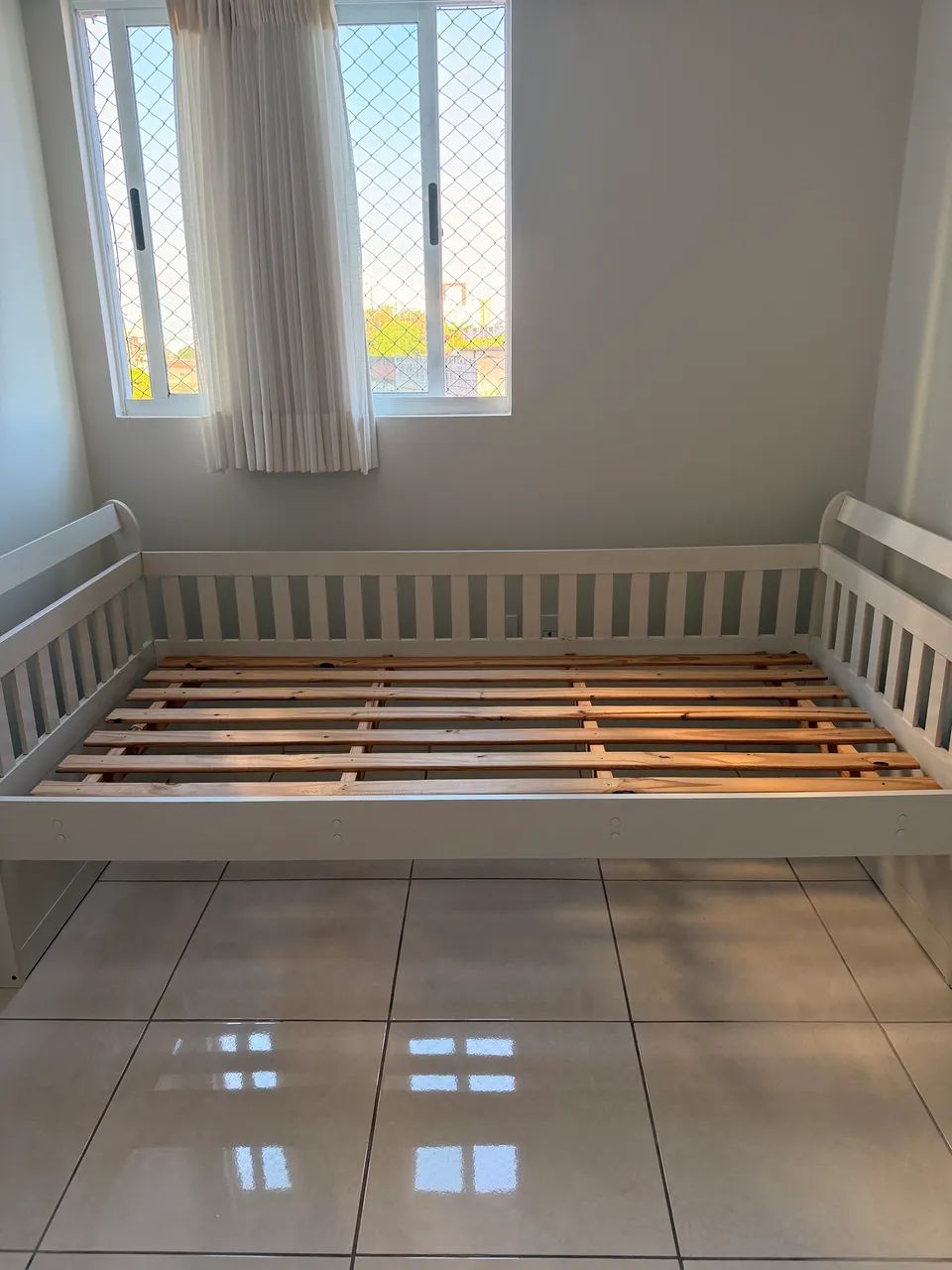 Cama solteirão MDF branca - Foto 3