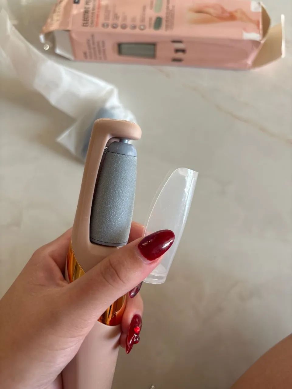 Lixa Elétrica e Removedor de Calos Para os Pés Portátil  - Foto 2