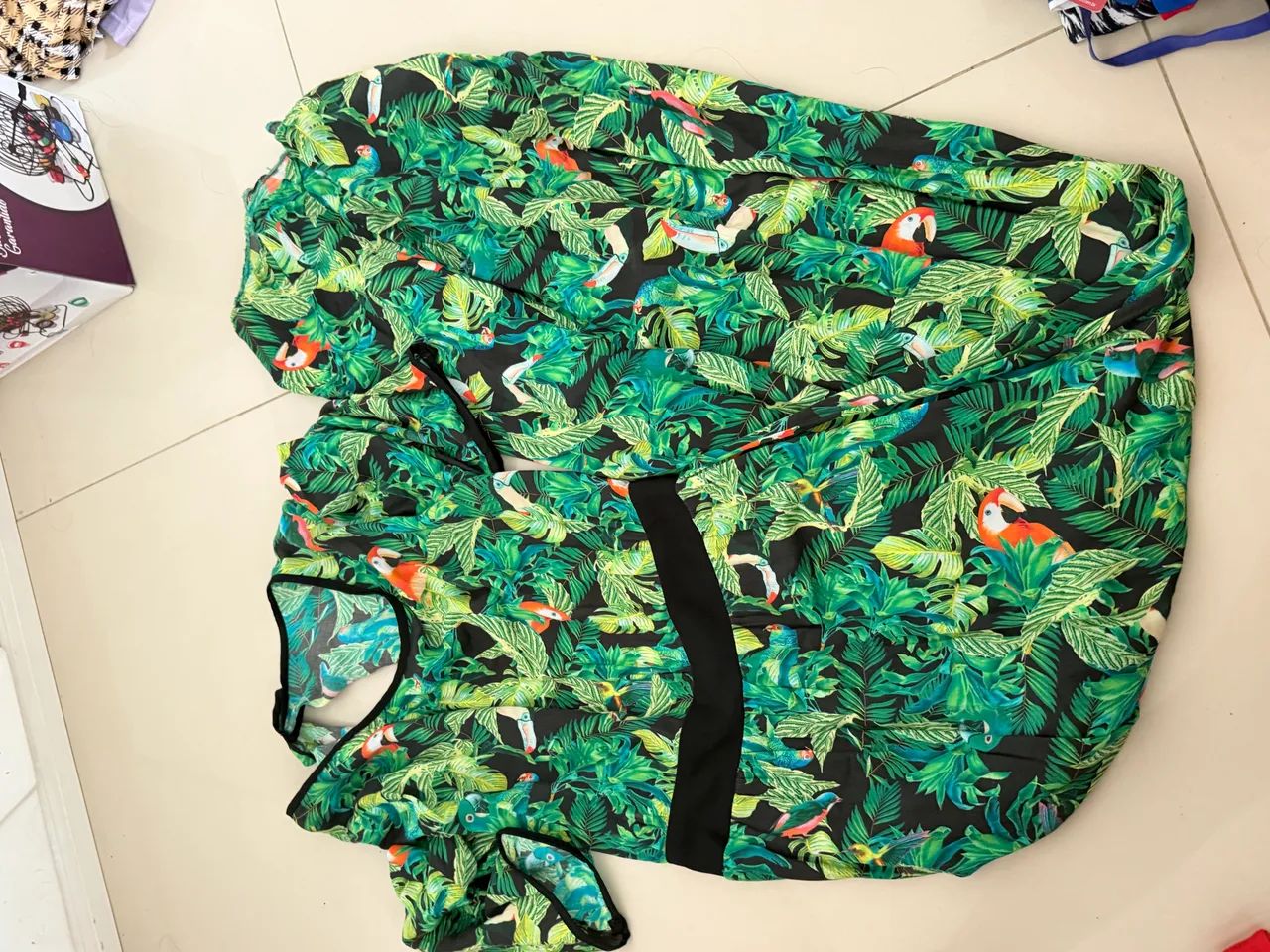 Lote com 50 roupas femininas - Foto 3