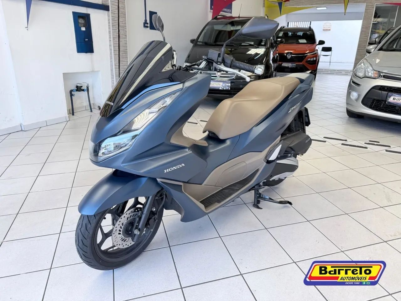 Honda PCX 160 DLX ABS  - Foto 2