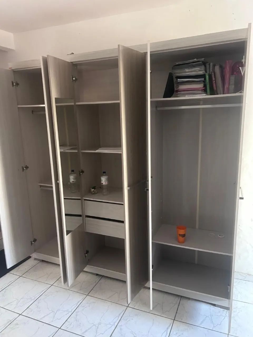 Guarda roupa