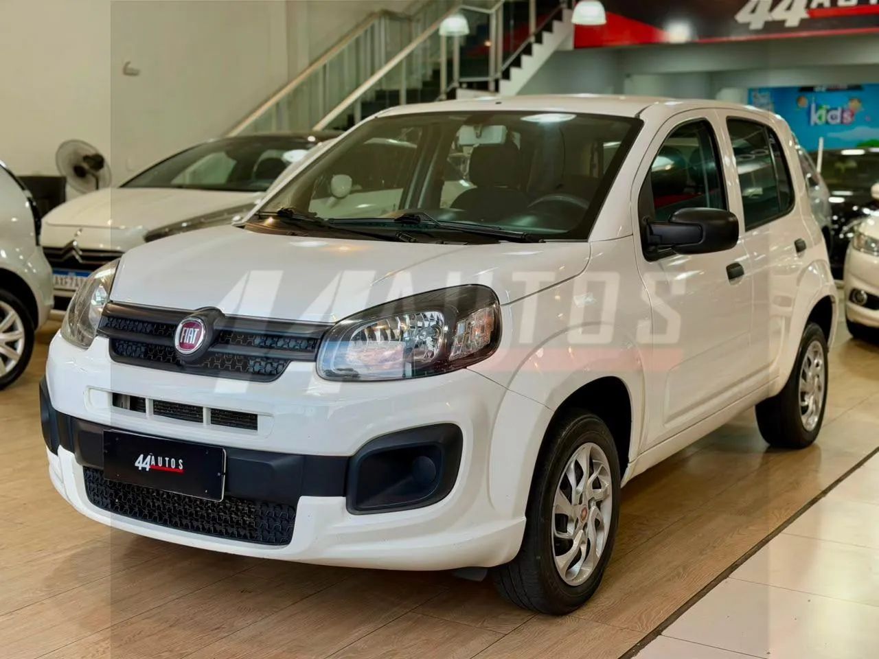 Fiat Uno Attractive 1.0 EVO Fire Flex 8V 5P 2021