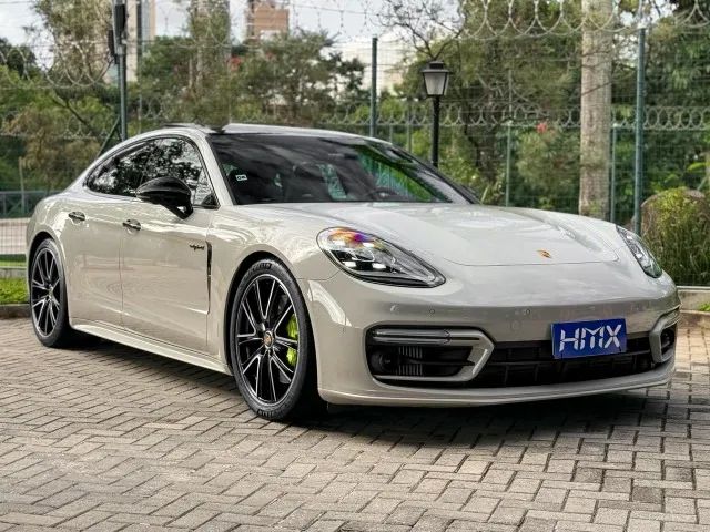 Porsche Panamera 2023