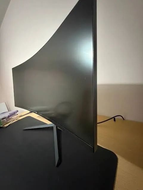 Monitor LG ultragear 34" 2k quad HD 160Hz ultrawide - Foto 2