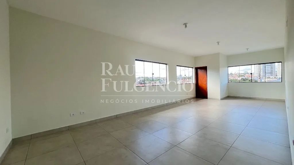 Sala para alugar próximo a Av. Arthur Thomas - Foto 4