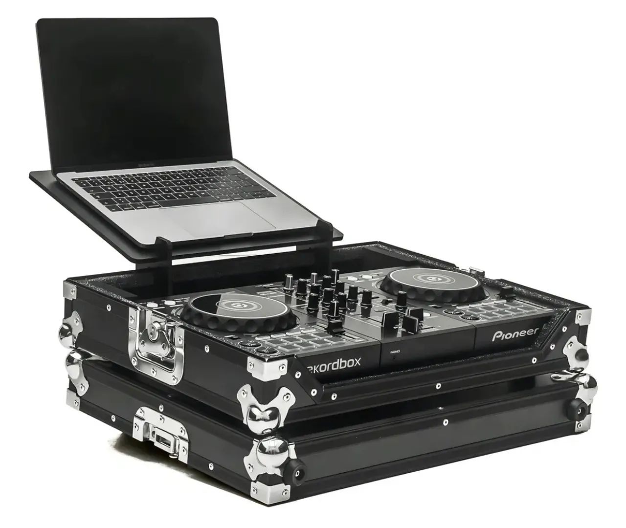 DDJ 400 