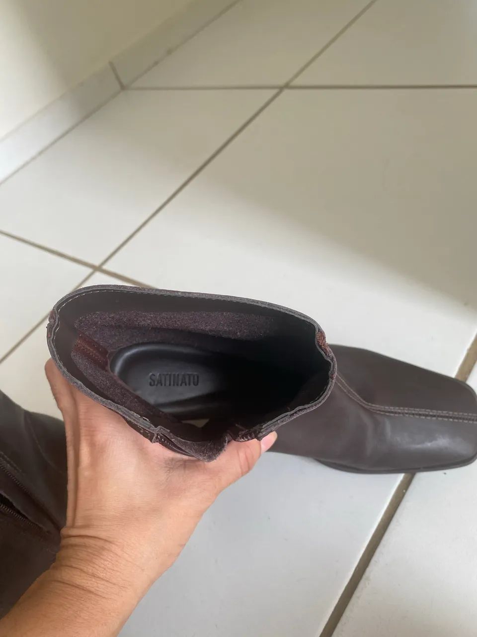 Bota em couro - Foto 5