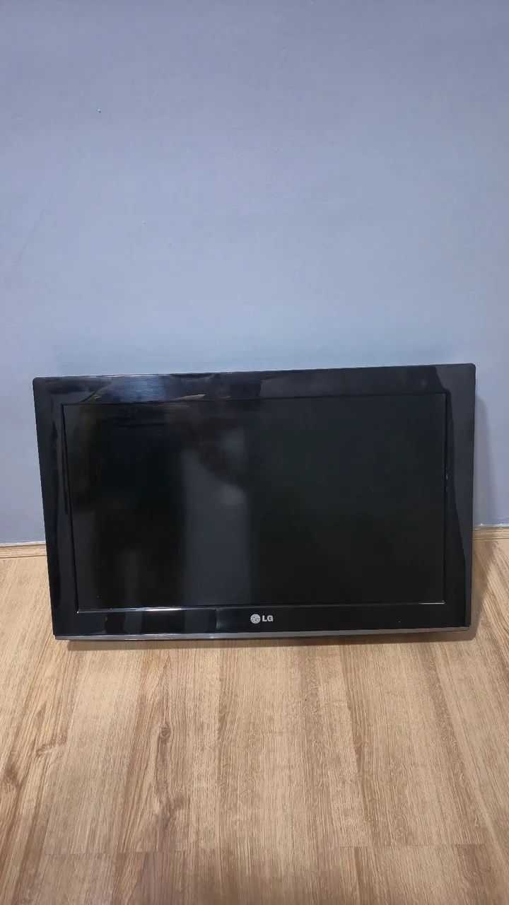 TV LG LCD 26 polegadas com controle remoto