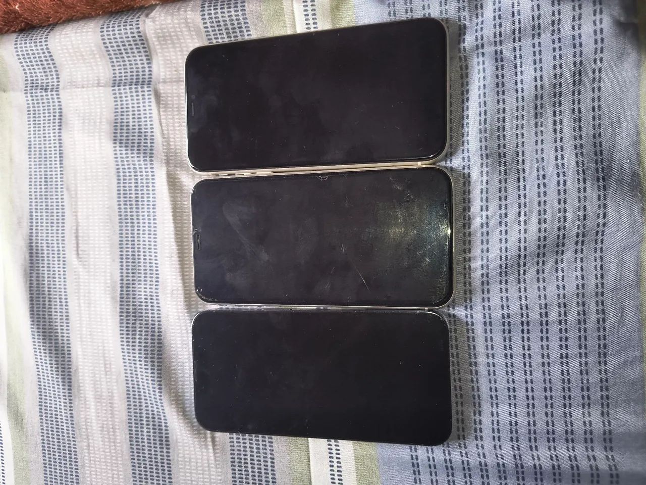iPhones bloc - Foto 2