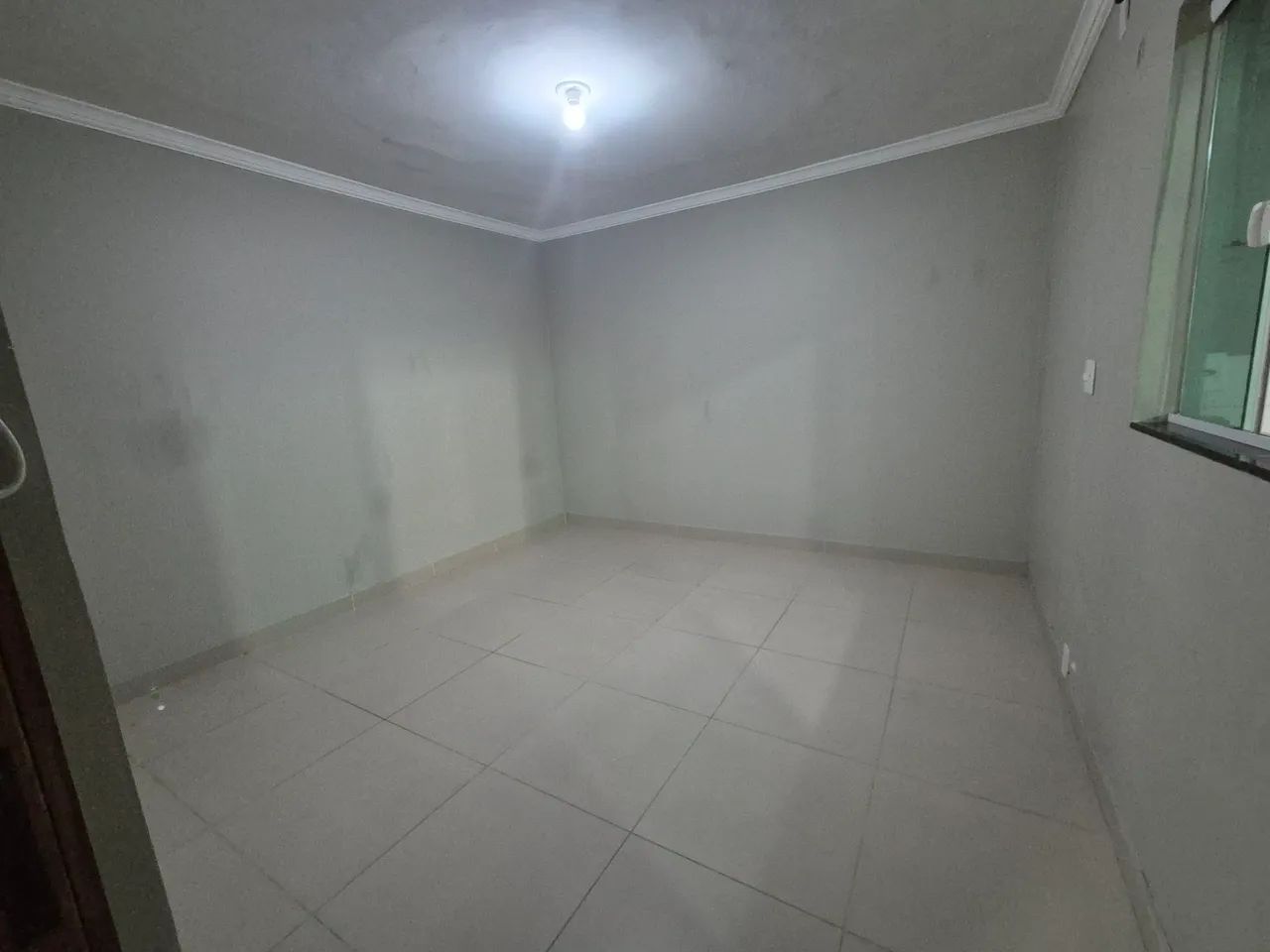 Aluga-se Casa de fundos - Vila Nova - Cubatão. - Foto 5