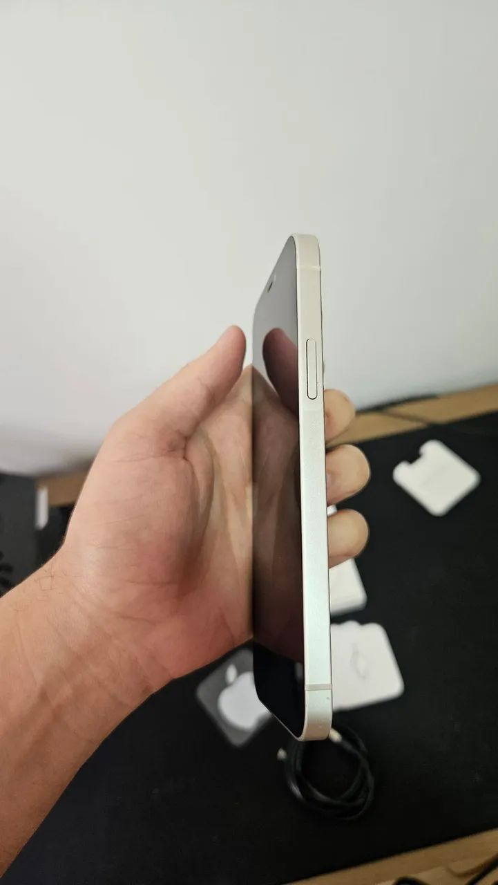 Iphone 12 branco perfeito! - Foto 4