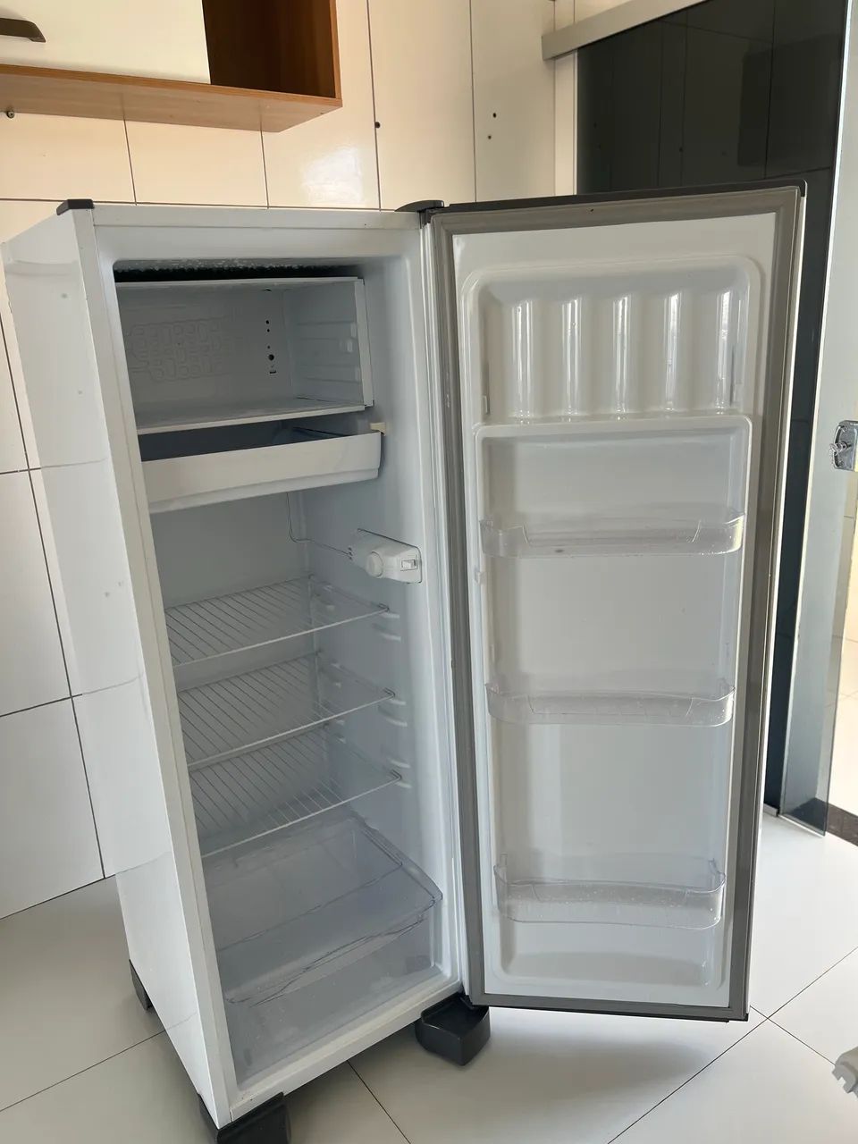 Geladeira Inverter 6 meses de uso