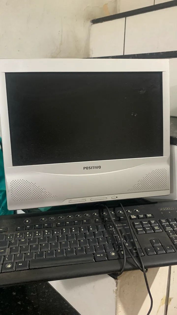 VENDO COMPUTADOR POSITIVO COMPLETO - Foto 2