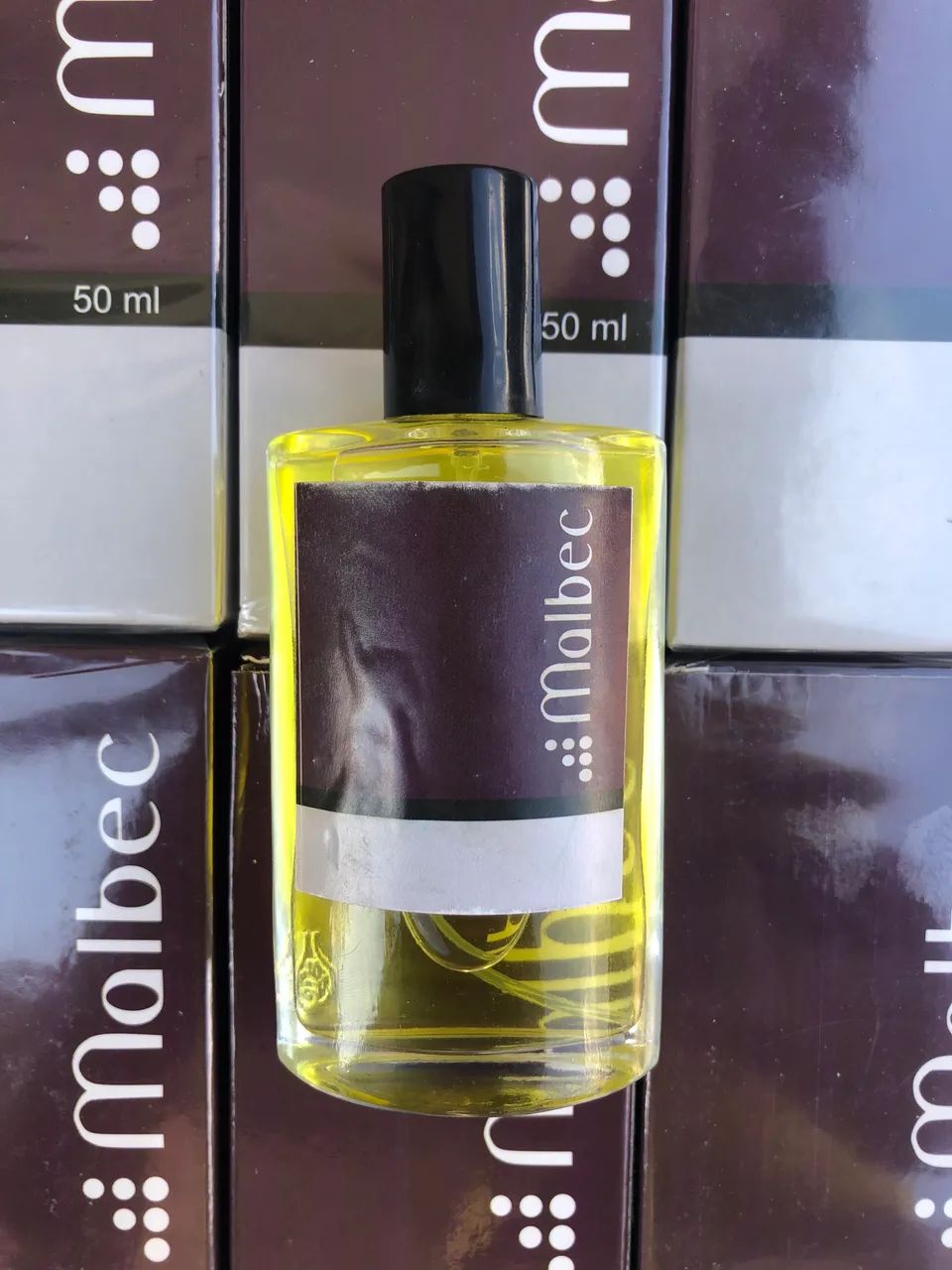 Perfume malbec amadeirado 